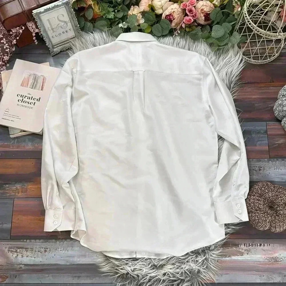 Bugatchi Uomo Fresh White Satin Twill Button-Down Collared Shirt, M - Picture 11 of 11